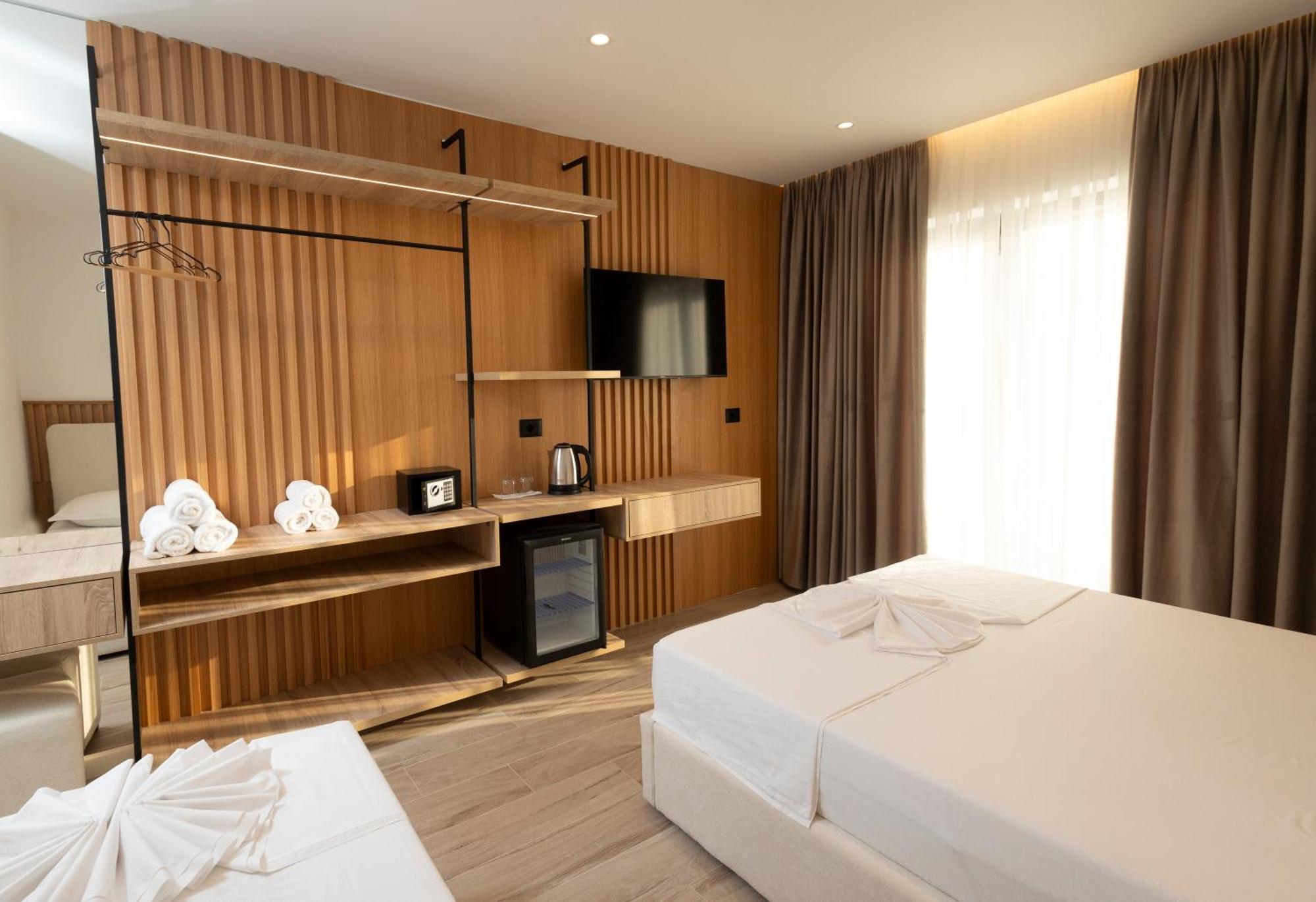 Hotel Albatros &
